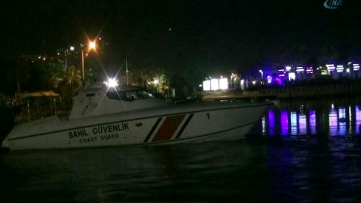 Çocuk Kaptan Mültecileri Kaçırırken Yakalandı