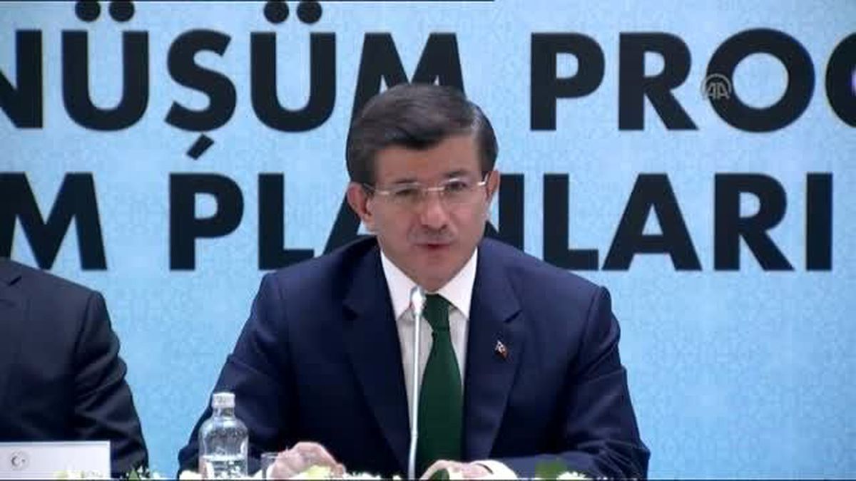 Davutoğlu: 2015 Seçimlerine Giderken Siyasi İstikrar ve Güven Ortamının Korunması Elzemdir"