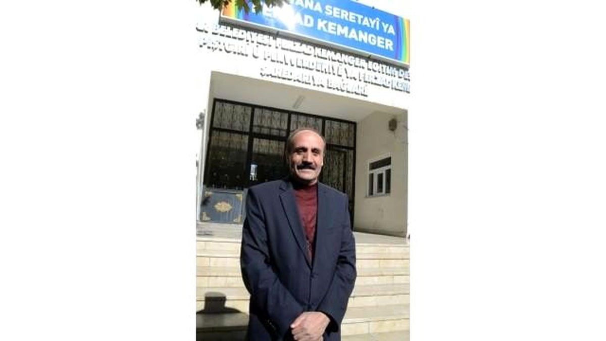 Diyarbakır\'da Mühürlenen Kürtçe Okul Yeniden Açıldı