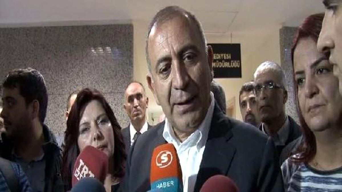 Gürsel Tekin: AKP \'Saraylıların Partisi\' Oldu