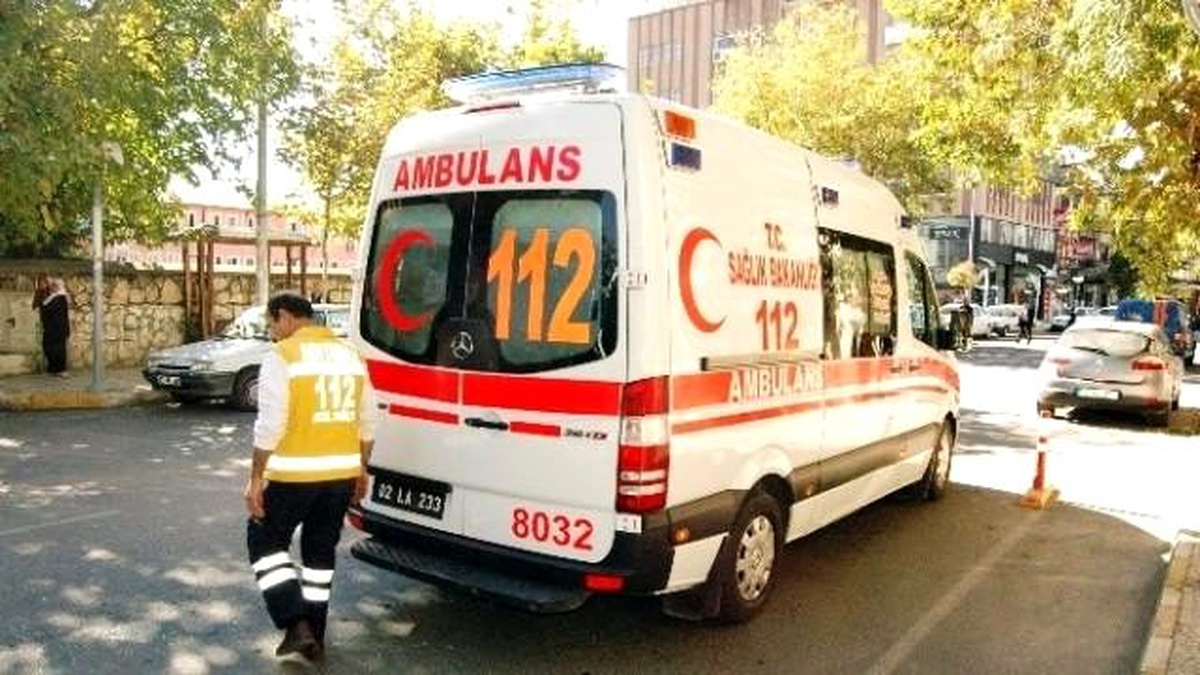 Kaza Yapan Motosiklet Sürücüsü Olay Yerinden Kaçtı