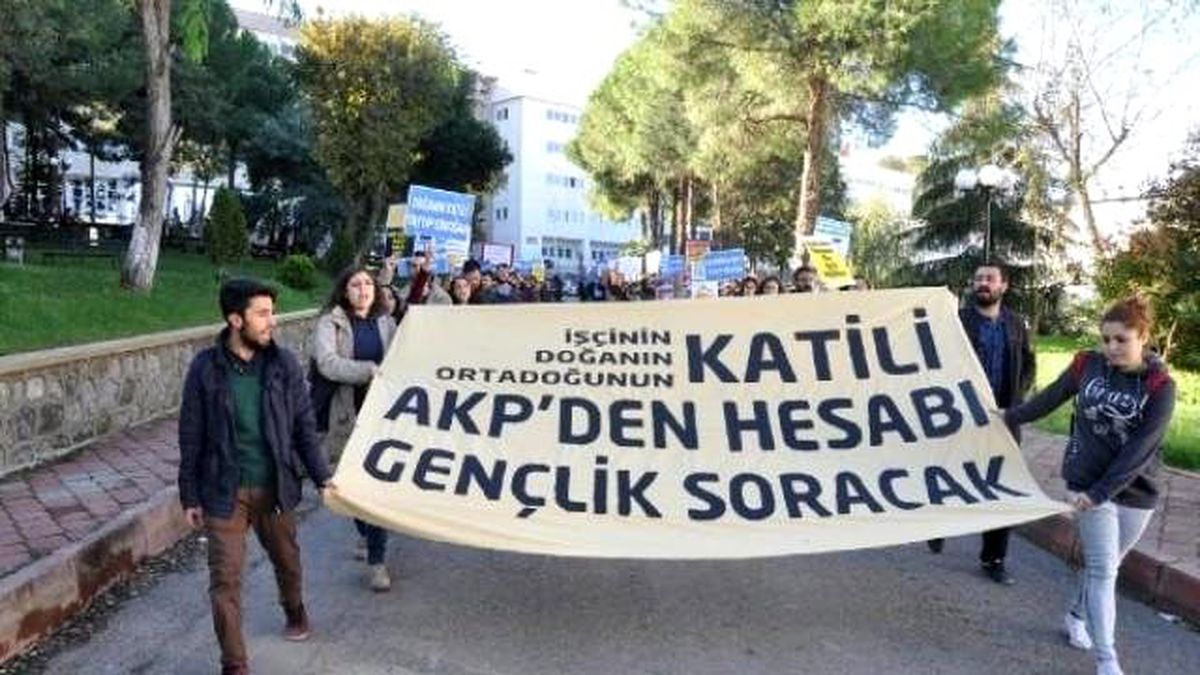 KTÜ\'de YÖK Eylemi