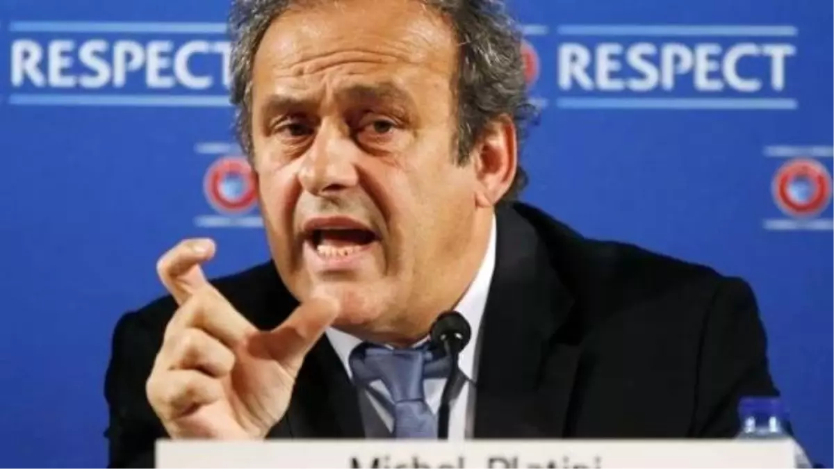 Platini de 2022 Dünya Kupası İçin "Kış" Diyor