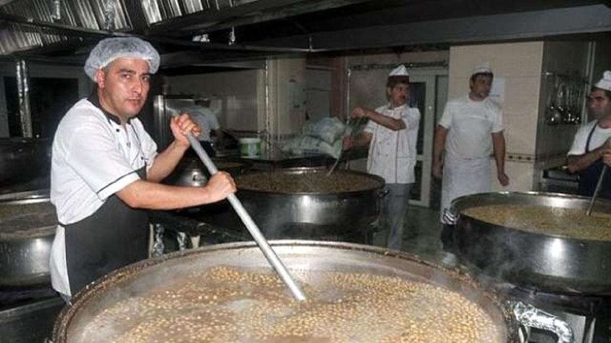 "40 Kazanda, 40 Hatimli Şifalı Aşure" Geleneği