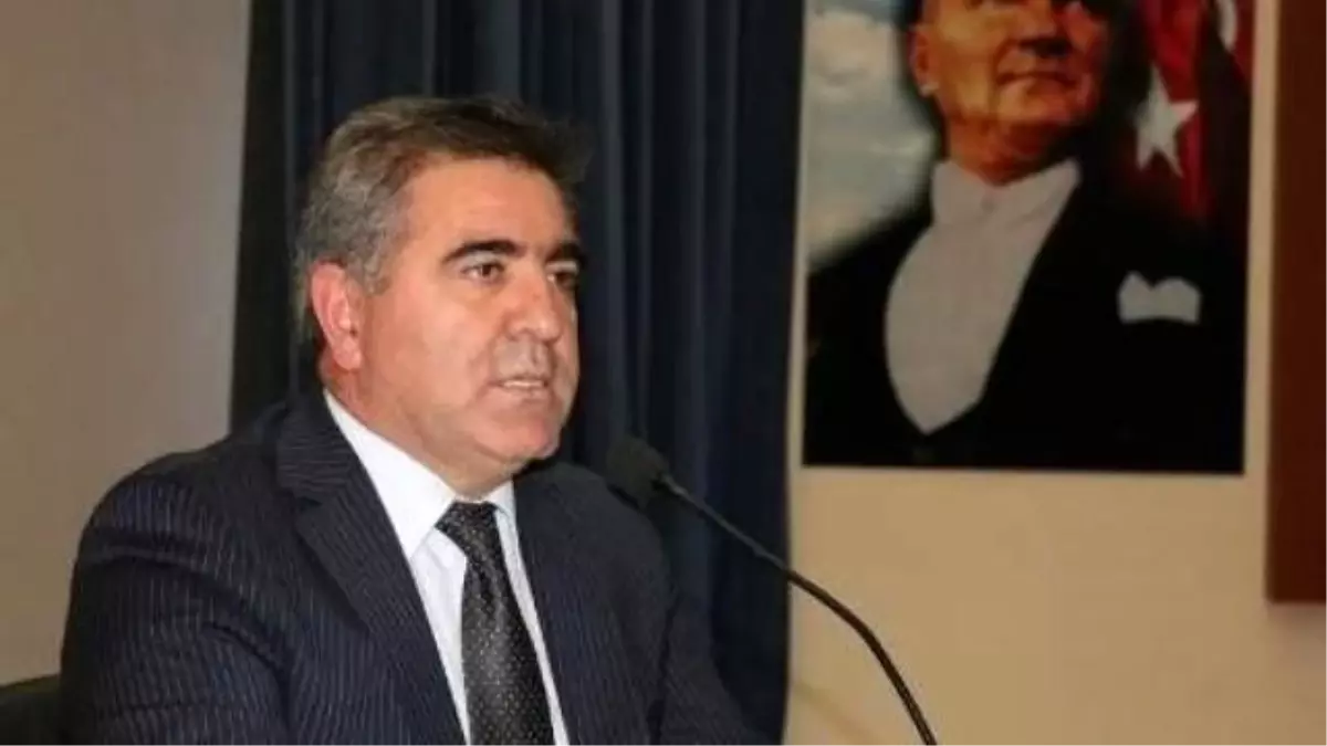 Başkan Özdemir Üniversitelilere Tecrübelerini Anlattı