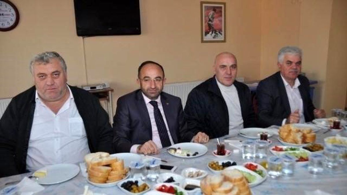 Başkan Üzülmez, Uzunçiftlik Kamyoncular Kooperatifi\'ne Konuk Oldu