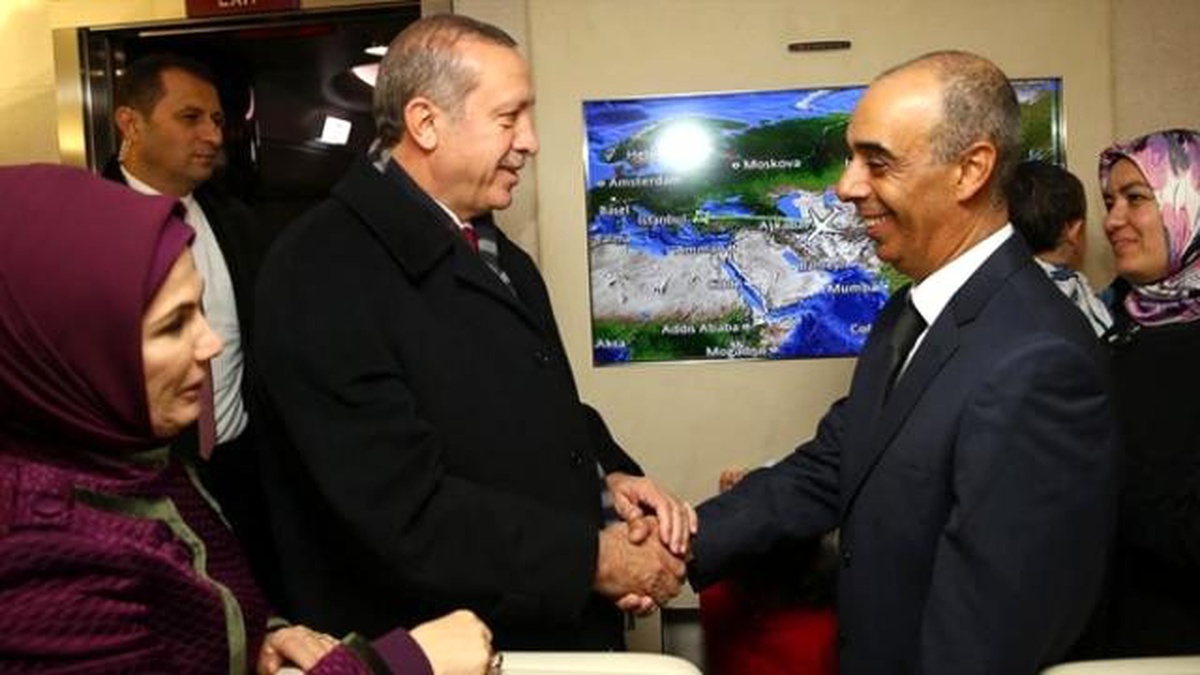 Erdoğan Türkmenistan\'ın Serbest Bıraktığı Öğretmeni Yanından Ayırmadı