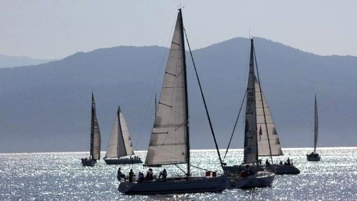 Göcek\'de Yelkenler Rüzgar Bekledi