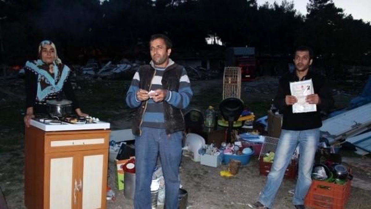 Kışın Ortasında Sokakta Kaldılar