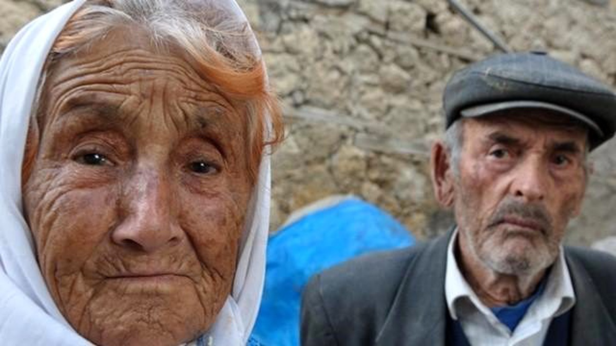 Madenci Annesi Ayşe Nine İçin Almanya\'dan Geldi