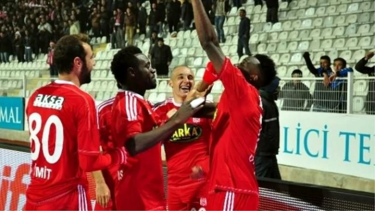 Sivasspor-Eskişehirspor Maçı 1-1 Bitti