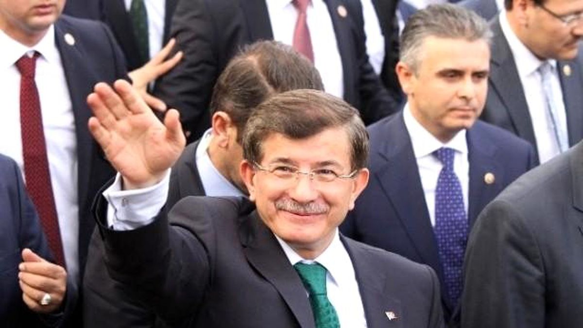 Ulucami\'de Davutoğlu İzdihamı