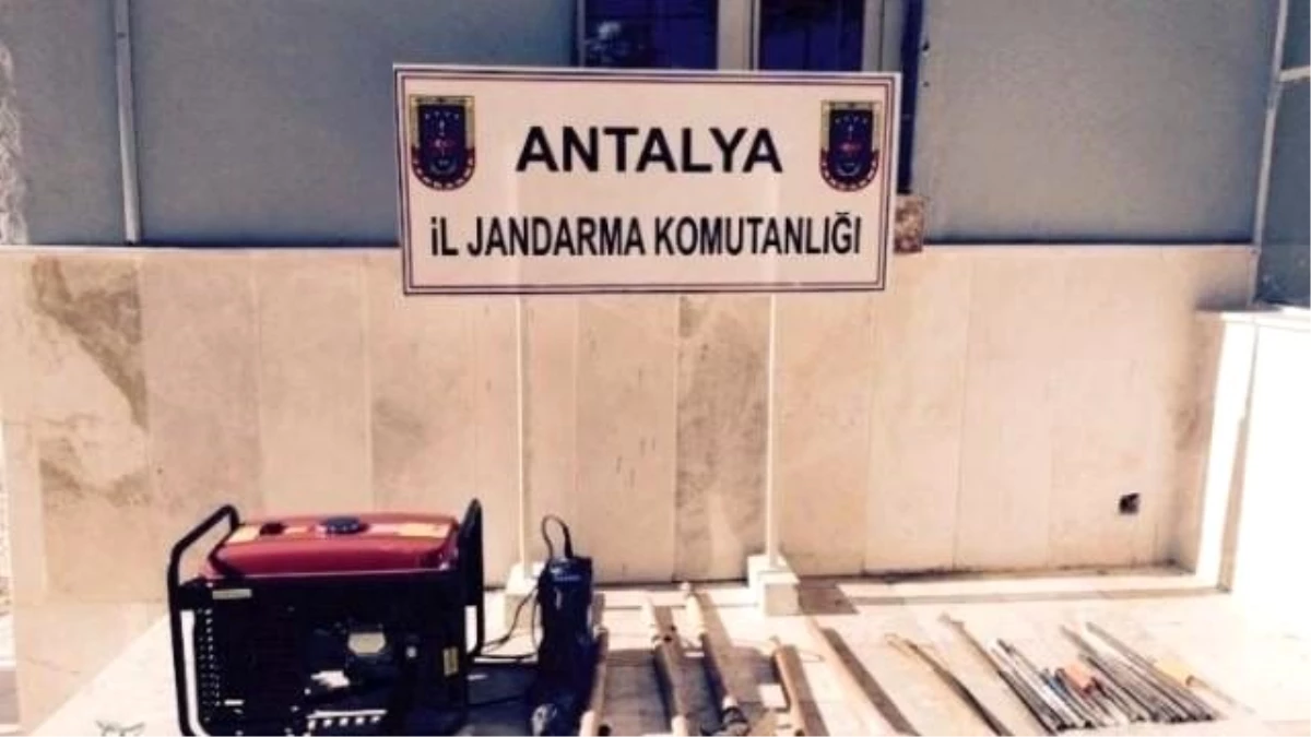 Antalya\'da Kaçak Kazıya Suçüstü