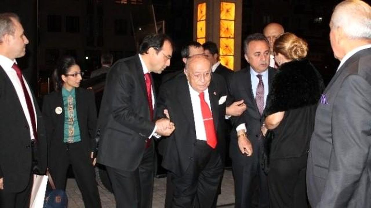 Süleyman Demirel 90. Yaşını Kutladı