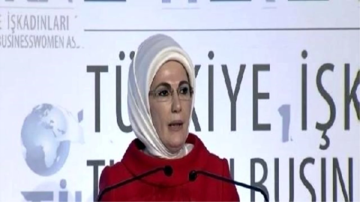 Emine Erdoğan: Türkiye İnsanlığa Öncü Olmak Gibi Bir Misyon Yükleniyor