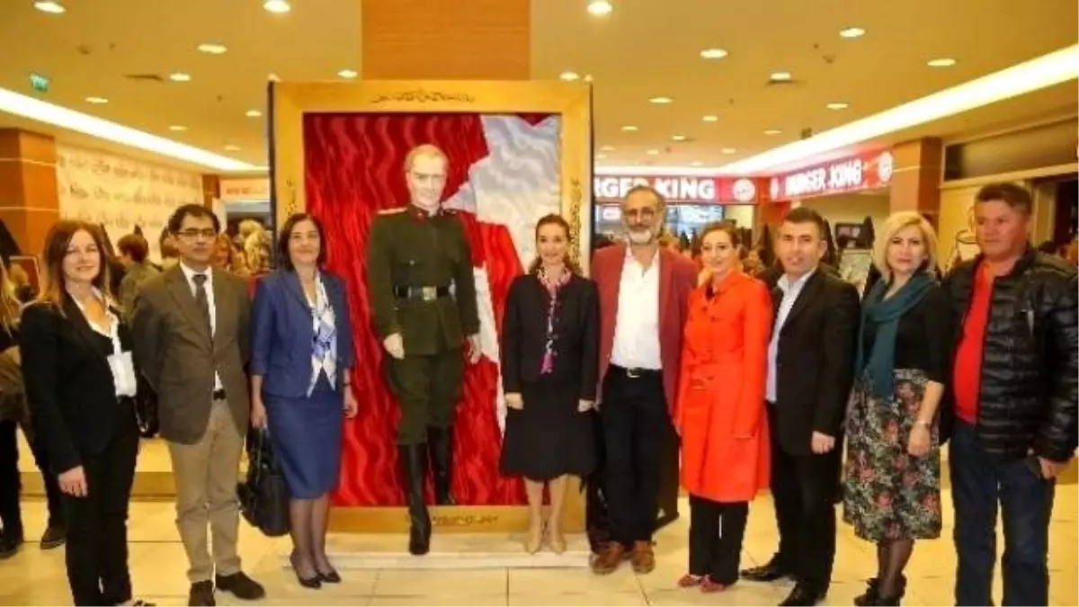 Eskişehir\'de "İçimdeki Atatürk" Resim Sergisi Açıldı