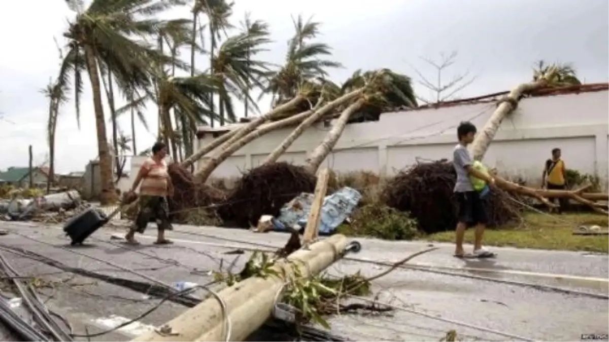 Filipinler\'deki Haiyan Tayfununun Birinci Yıl Dönümü