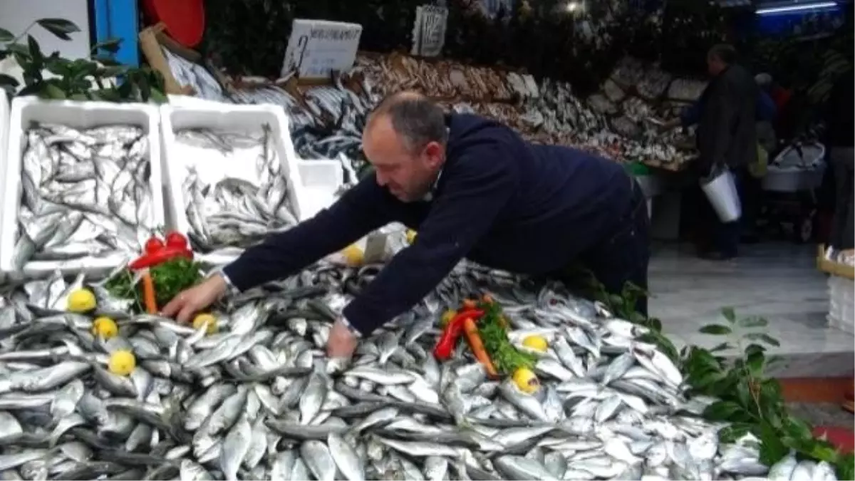 Çinekop Tezgahları Fiyatıyla da Şenlendirdi