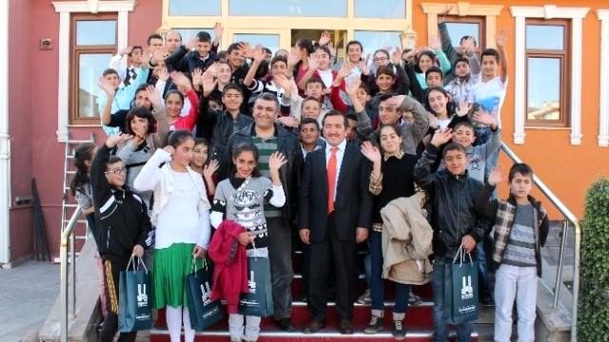 Erzurum Öğrencileriyle Buluşuyor