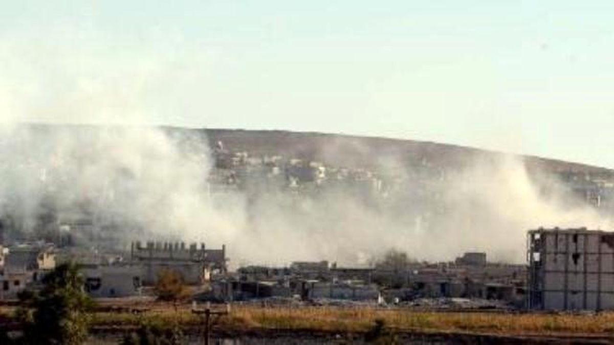 Kobani\'de Çatışmalar Devam Ediyor, Gazetecilere Güvenli Bölge Oluşturuldu