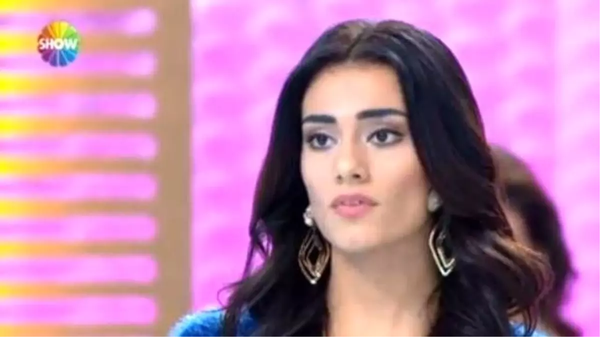 Nur Bozar\'dan Öykü Serter\'e Fırça!