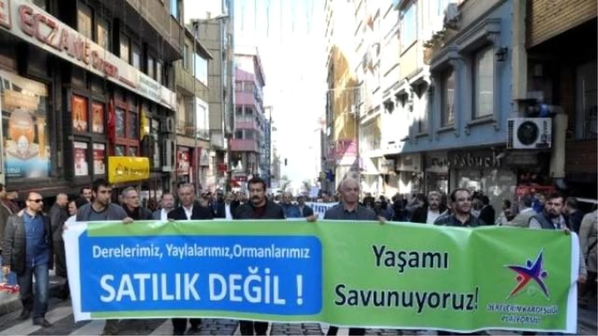 Trabzon\'da Hes\'lere Protesto Mitingi