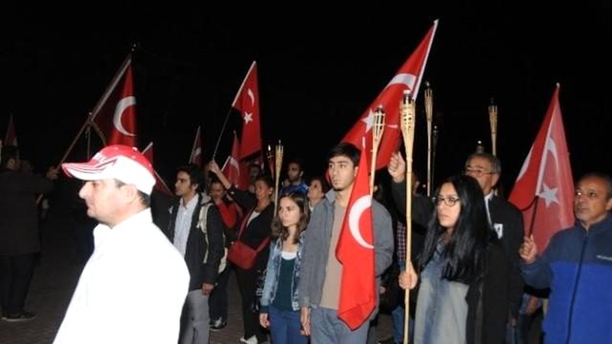 Antalya\'da \'Ataya Saygı\' Yürüyüşü