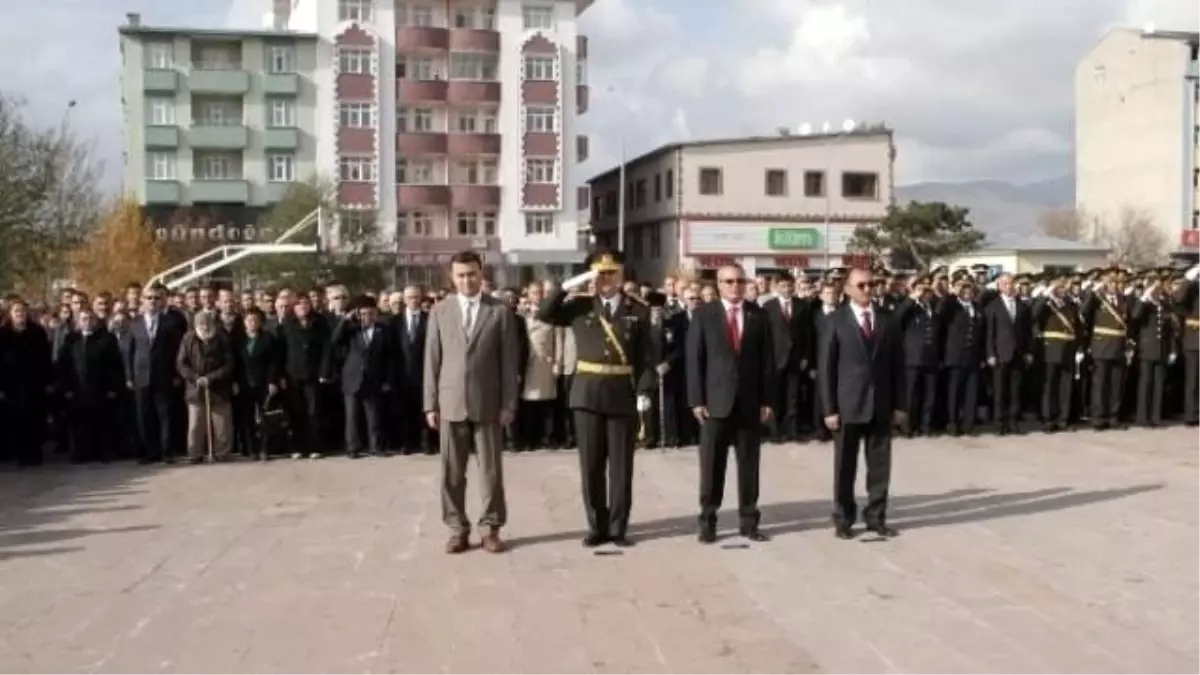 Atatürk, Ölümünün 76. Yıl Dönümünde Ardahan'da Törenlerle Anıldı