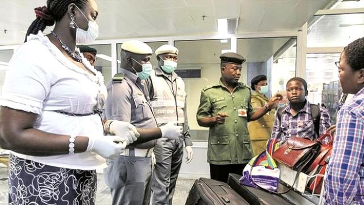 Senegal Sınırlarını Açtı