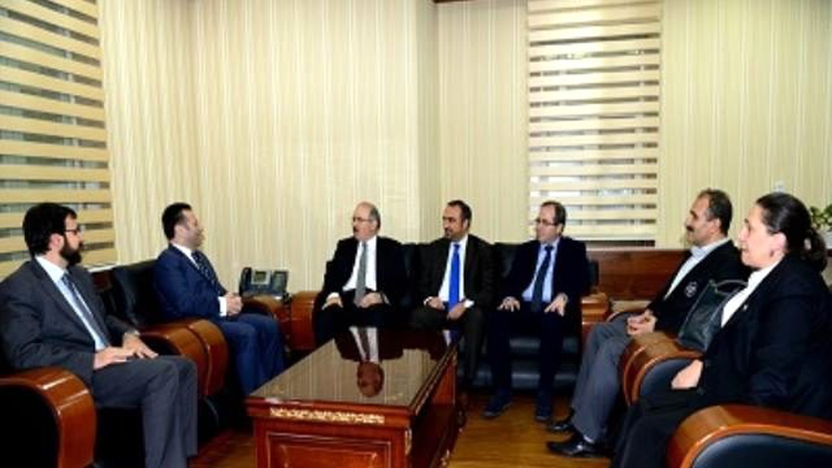Eski Bakan Çelik Vali Aksoy\'u Ziyaret Etti