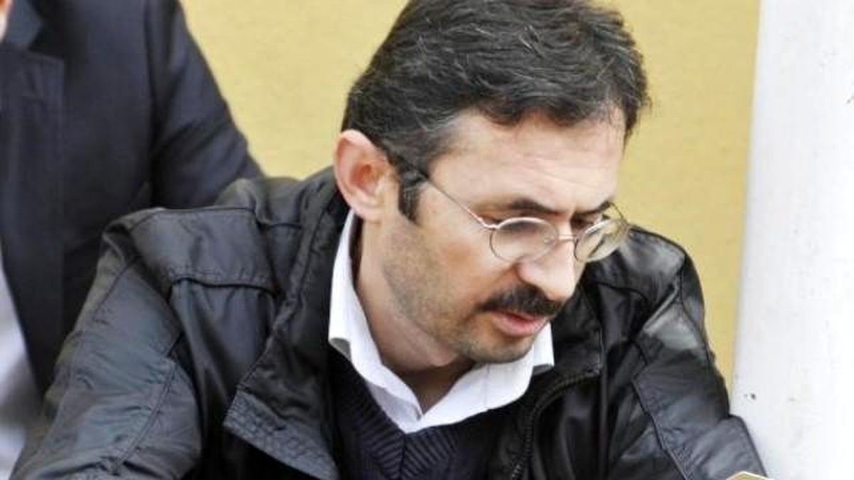 Gözaltına Alınan Polisler Güvenlik Önlemleri Altında Adliye\'ye Getirildi (2)