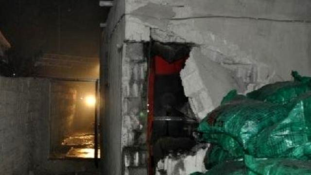 Iğdırda Öğrenci Yurdunun Kalorifer Kazasını Patladı: 4 Yaralı