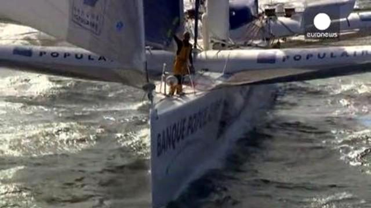 Loick Peyron Route Du Rhum\'u Rekorla Tamamladı