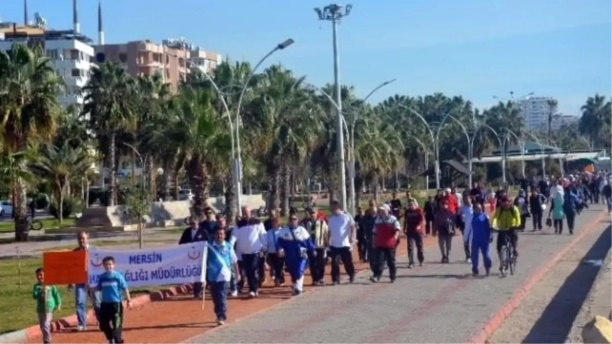 Mersin\'de Sağlıklı Yaşam Yürüyüşleri Devam Ediyor