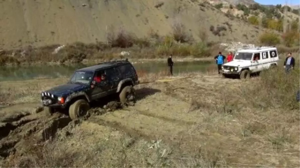 Offroad Ekibi Arama Kurtarmaya Hazır