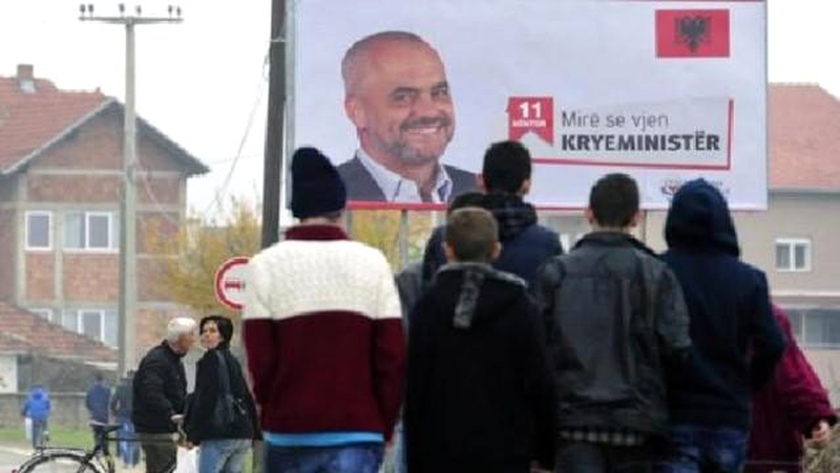 Arnavutluk Başbakanı Rama Preşova\'da Coşkuyla Karşılandı