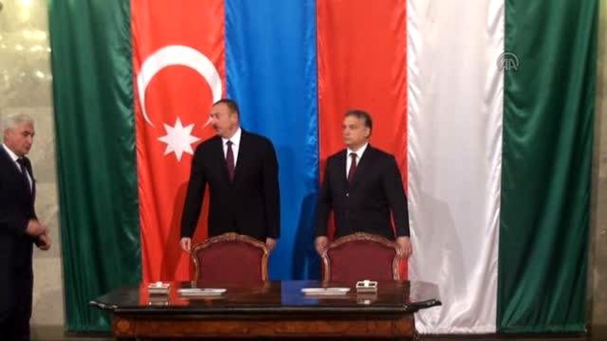 Azerbaycan Cumhurbaşkanı Aliyev, Macaristan\'da
