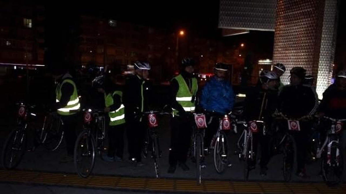 Bisikletçiler Atatürk İçin Pedal Çevirdi