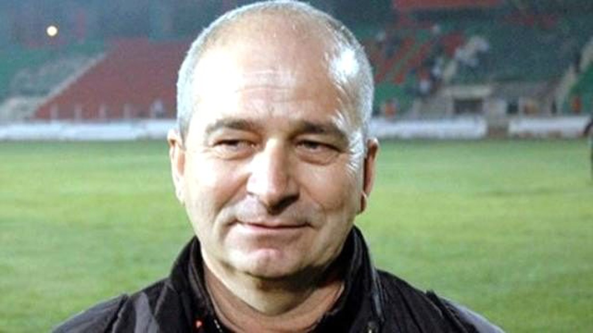 Engin Korukır\'ın Antalyaspor\'dan Ayrılmasına Taraftar Tepki Gösterdi