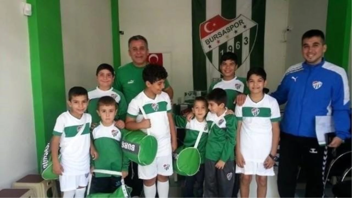 Bursaspor Nazilli\'de Okul Açtı