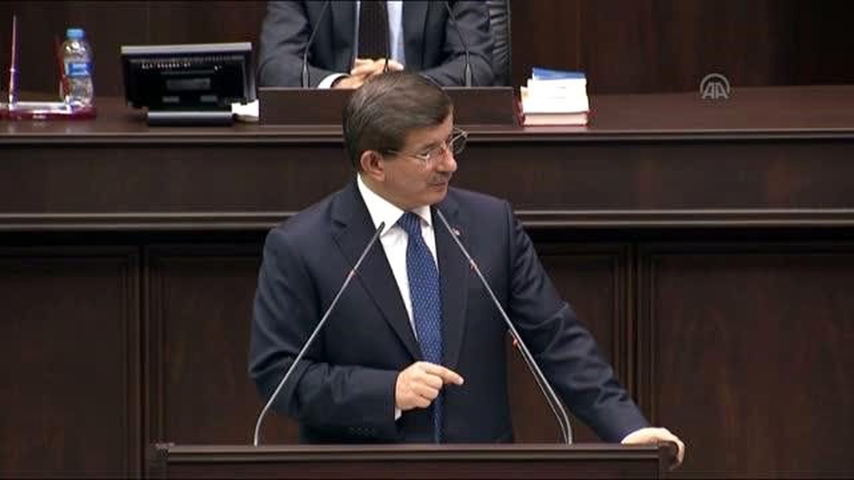 Davutoğlu: "Silahları Bırakma Noktasında Hiçbir Adım Atmamanın Tutarlı Bir Tarafı Yoktur"