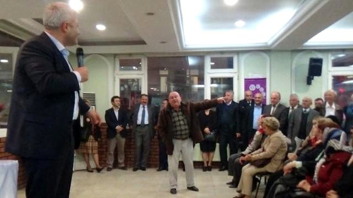 Gazeteci Tuncay Özkan Giresun\'da Cumhuriyet Kadınları ile Bir Araya Geldi