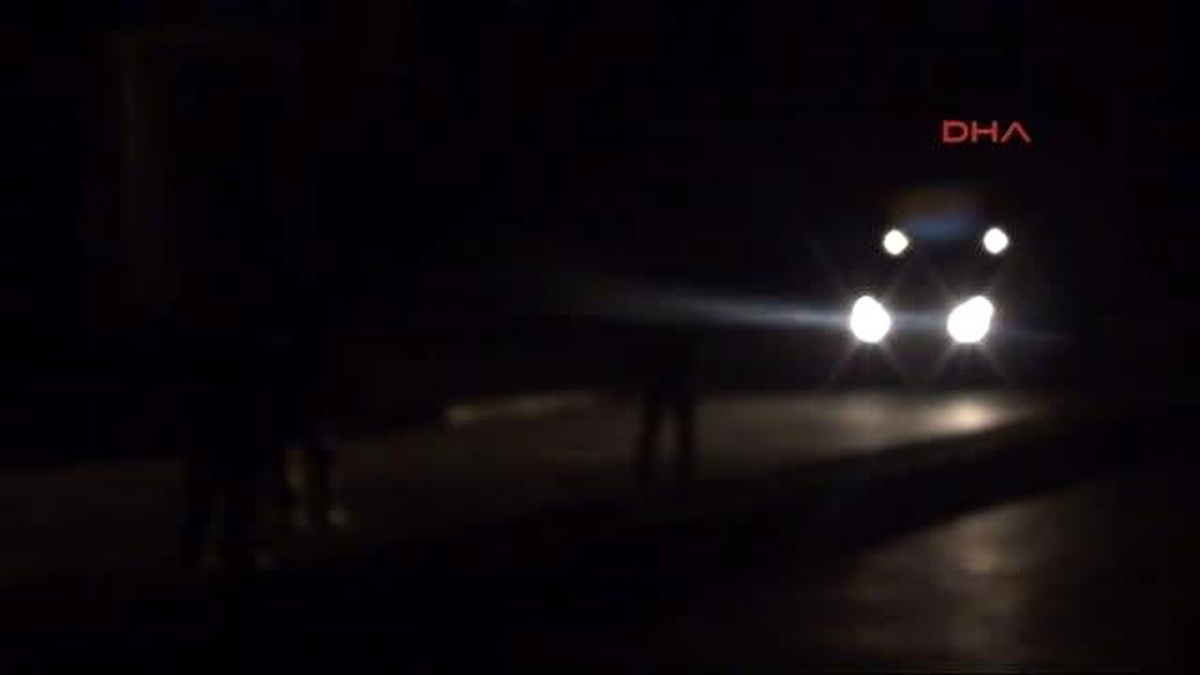 İdil PKK İdil\'de Yol Kesip Kimlik Kontrolü Yaptı