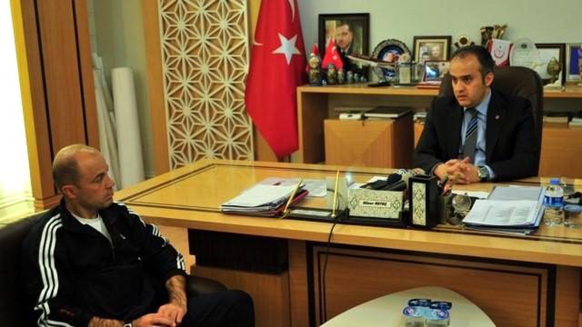 İnegölspor Belediyespor\'da Maça Çıkmayan Kübalı Voleybolculara Tepki