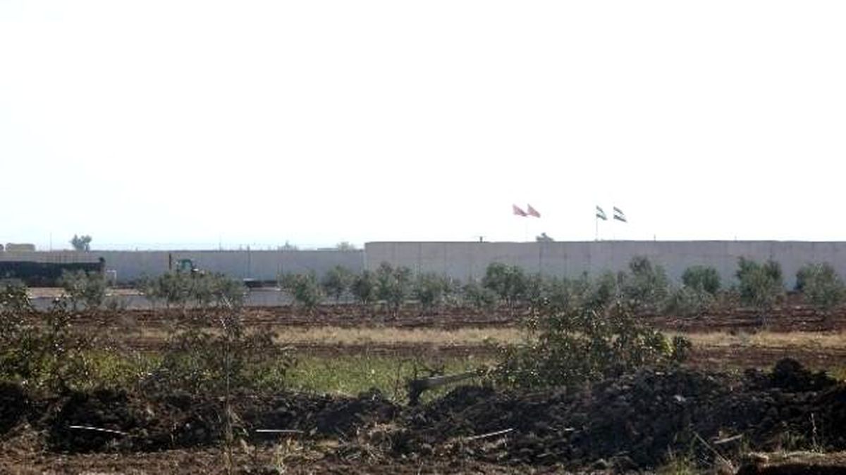 Kilis\'e Suriyeliler İçin Ek Konteyner Kent Kuruluyor