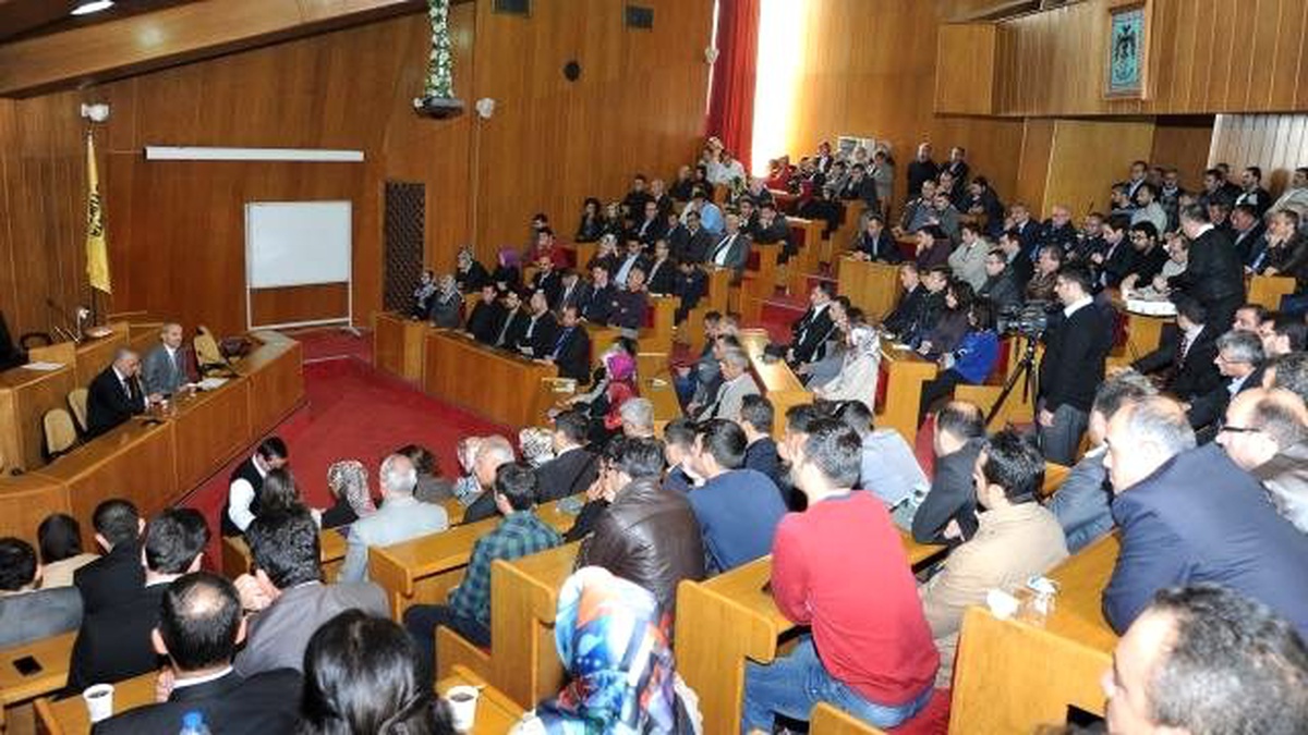 Konya\'da Belediye Personeline Eğitim Semineri