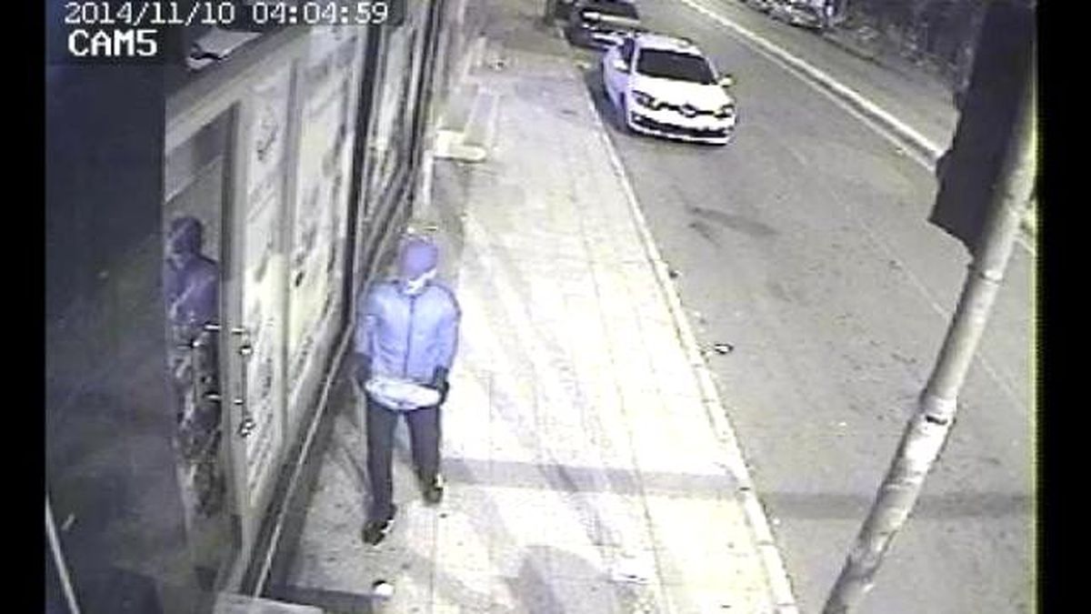 Marketteki Hırsızlık Girişimi Güvenlik Kamerasında