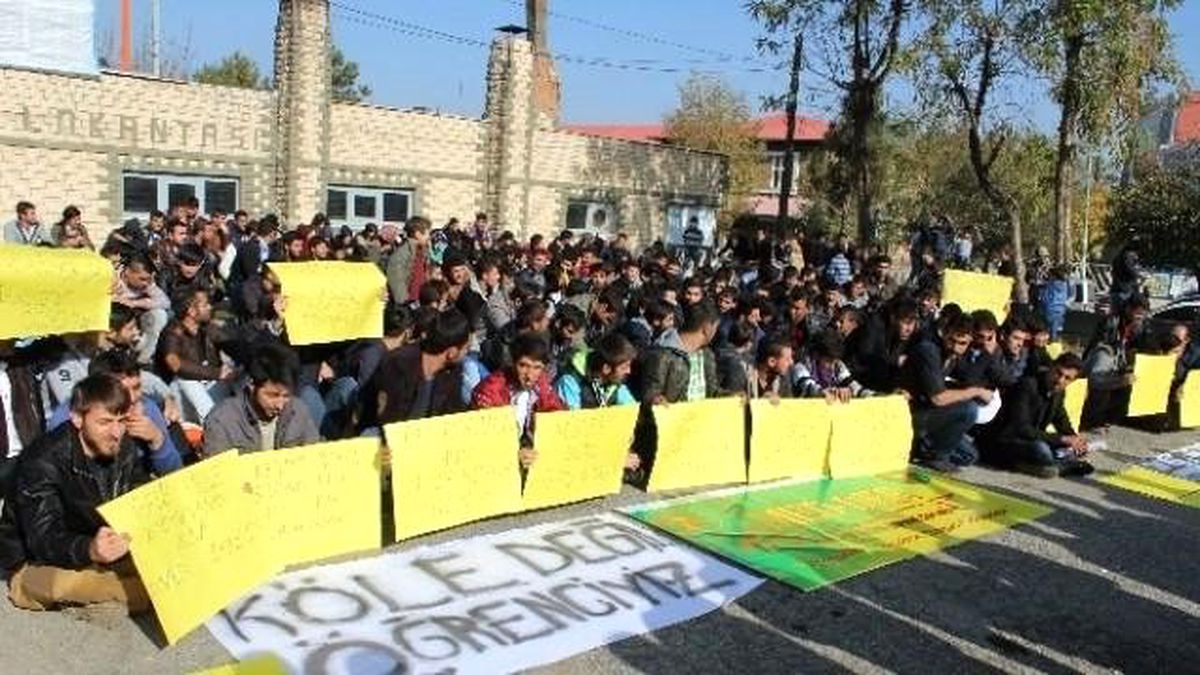 Mşü Öğrencilerinden Ulaşım Eylemi
