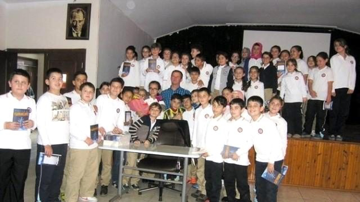 Ödüllü Yazar Salim Nizam, Öğrencilerle Buluştu