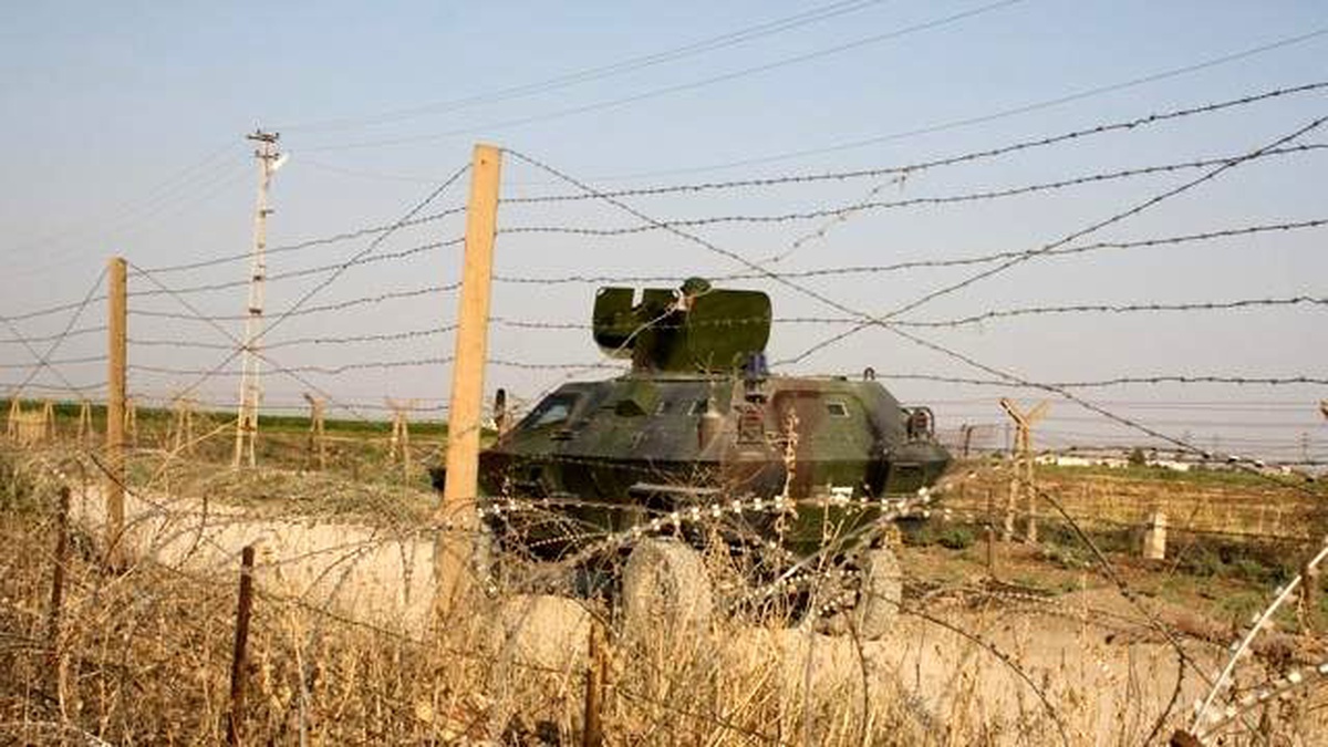 Genelkurmay Başkanlığı: Sınırda Gözcülük Yapan 2 Kişi Yakalandı